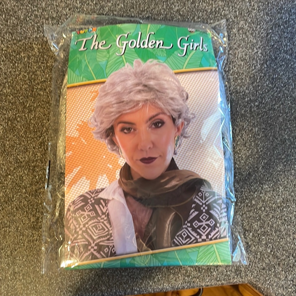Golden Girls Dorothy Wig —BRAND NEW
